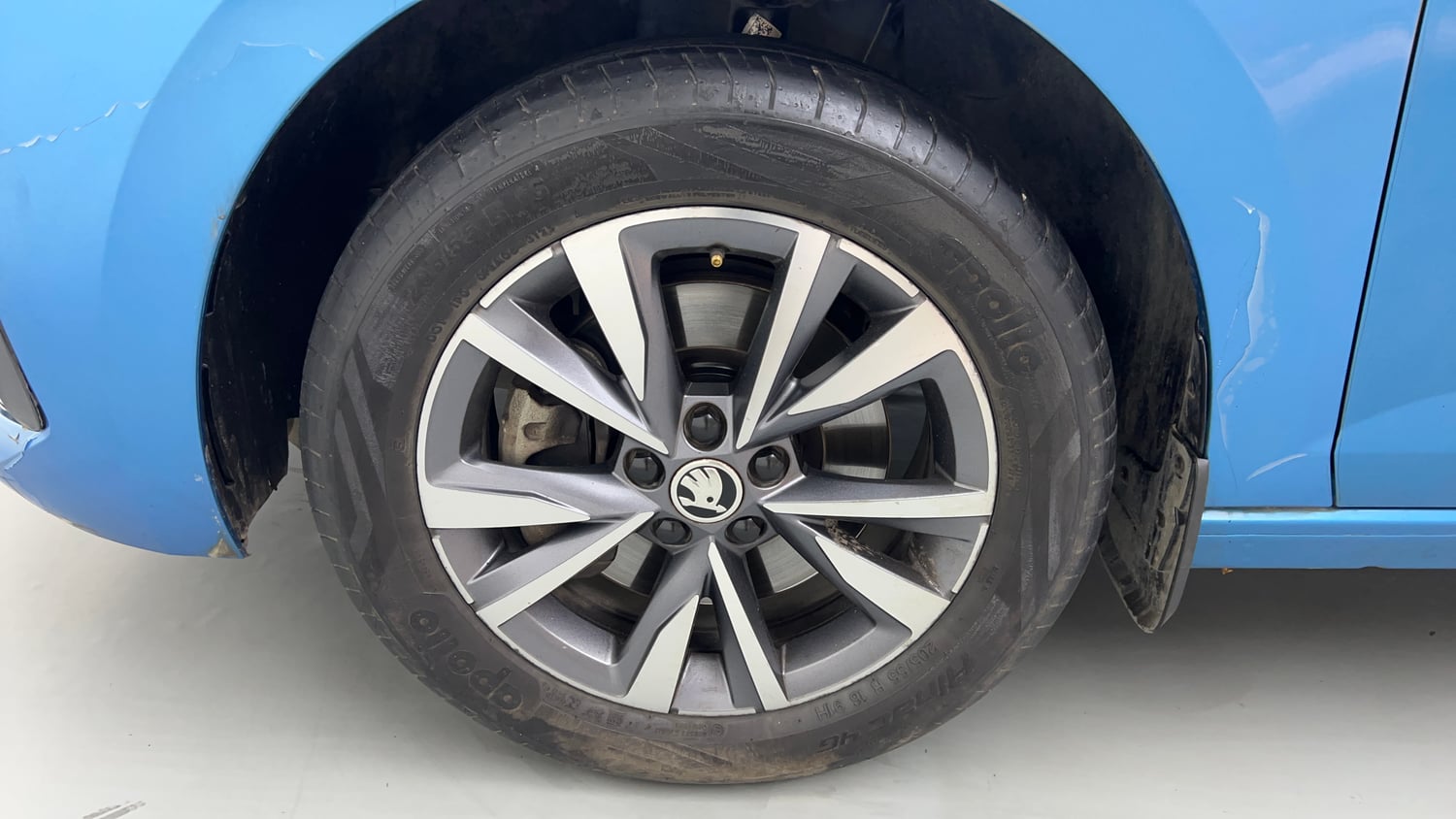 Used 2022 Skoda Slavia Style 1.5L TSI DSG Petrol Automatic tyres LEFT FRONT TYRE RIM VIEW