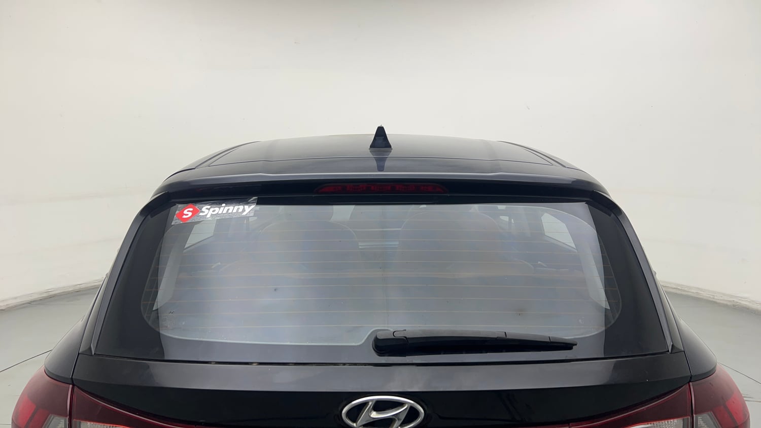 Used 2021 Hyundai i20 Asta 1.2 IVT Petrol Automatic exterior BACK WINDSHIELD VIEW