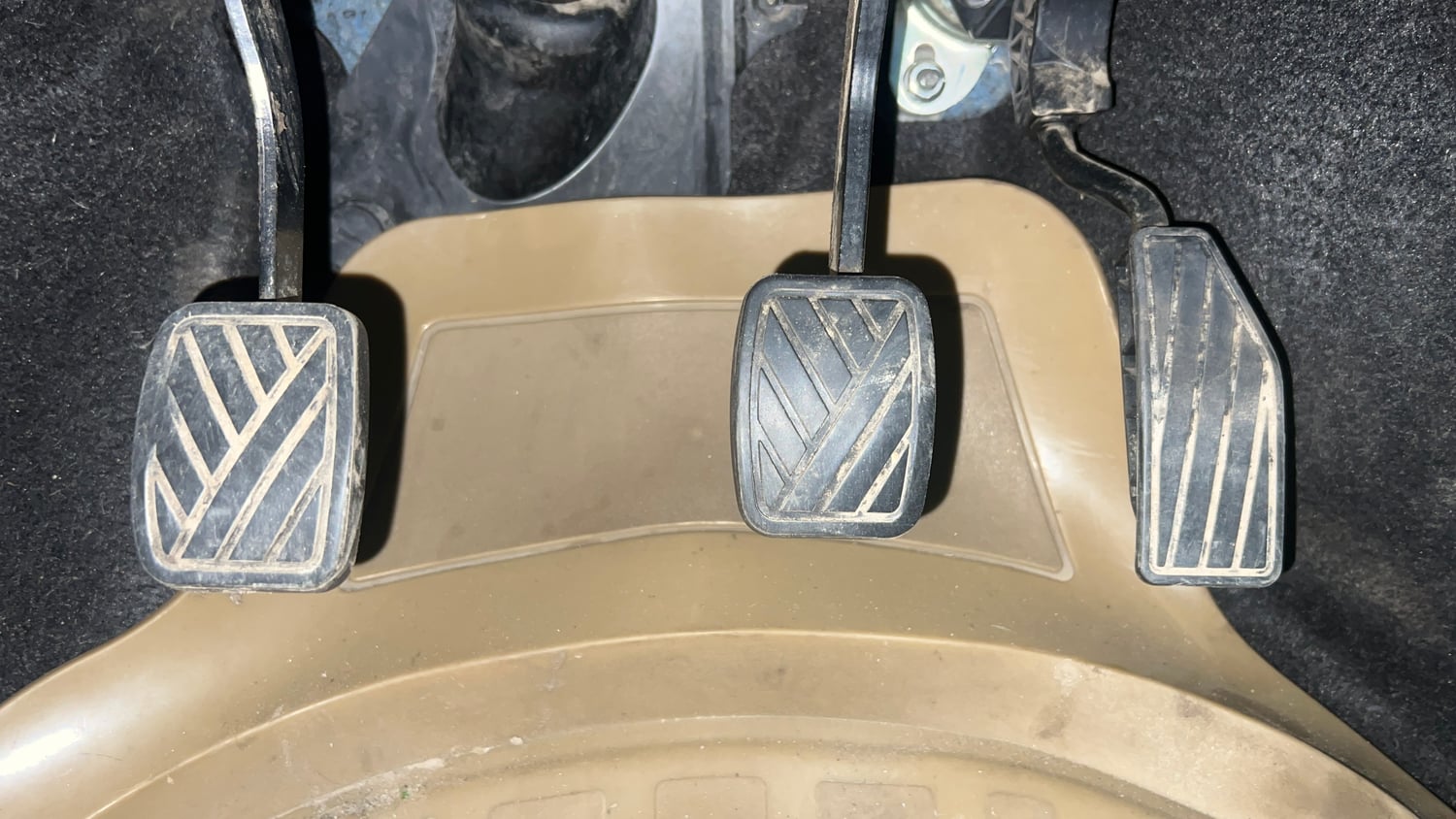 Used 2022 Maruti Suzuki Wagon R LXI 1.0 Petrol Manual interior PEDALS VIEW
