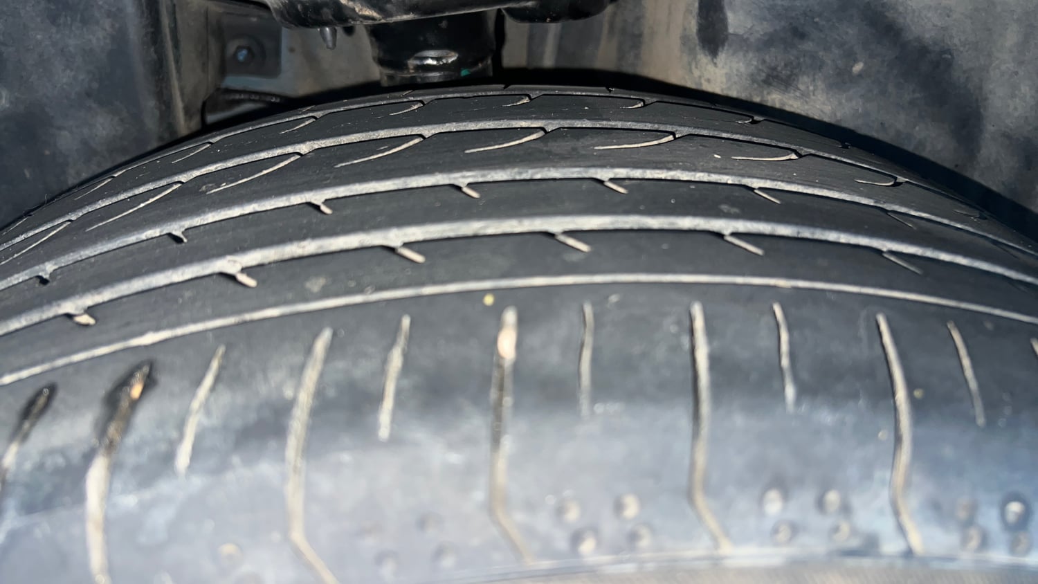 Used 2019 Jeep Compass Limited Plus Diesel 4x4 Diesel Manual tyres RIGHT REAR TYRE TREAD VIEW