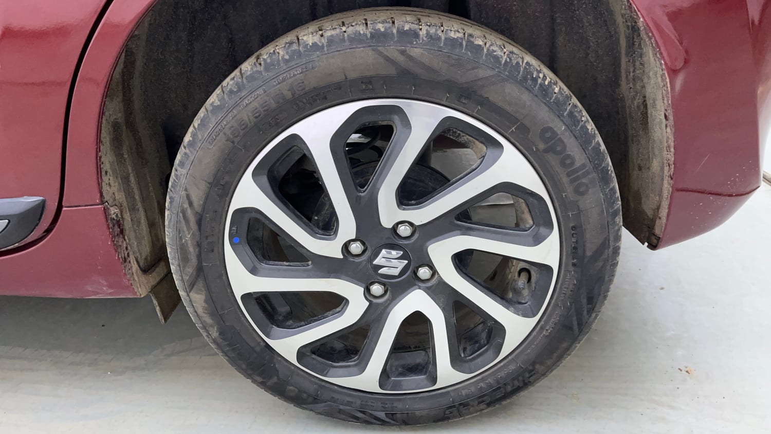 Used 2024 Maruti Suzuki Baleno Alpha MT Petrol Manual tyres LEFT REAR TYRE RIM VIEW