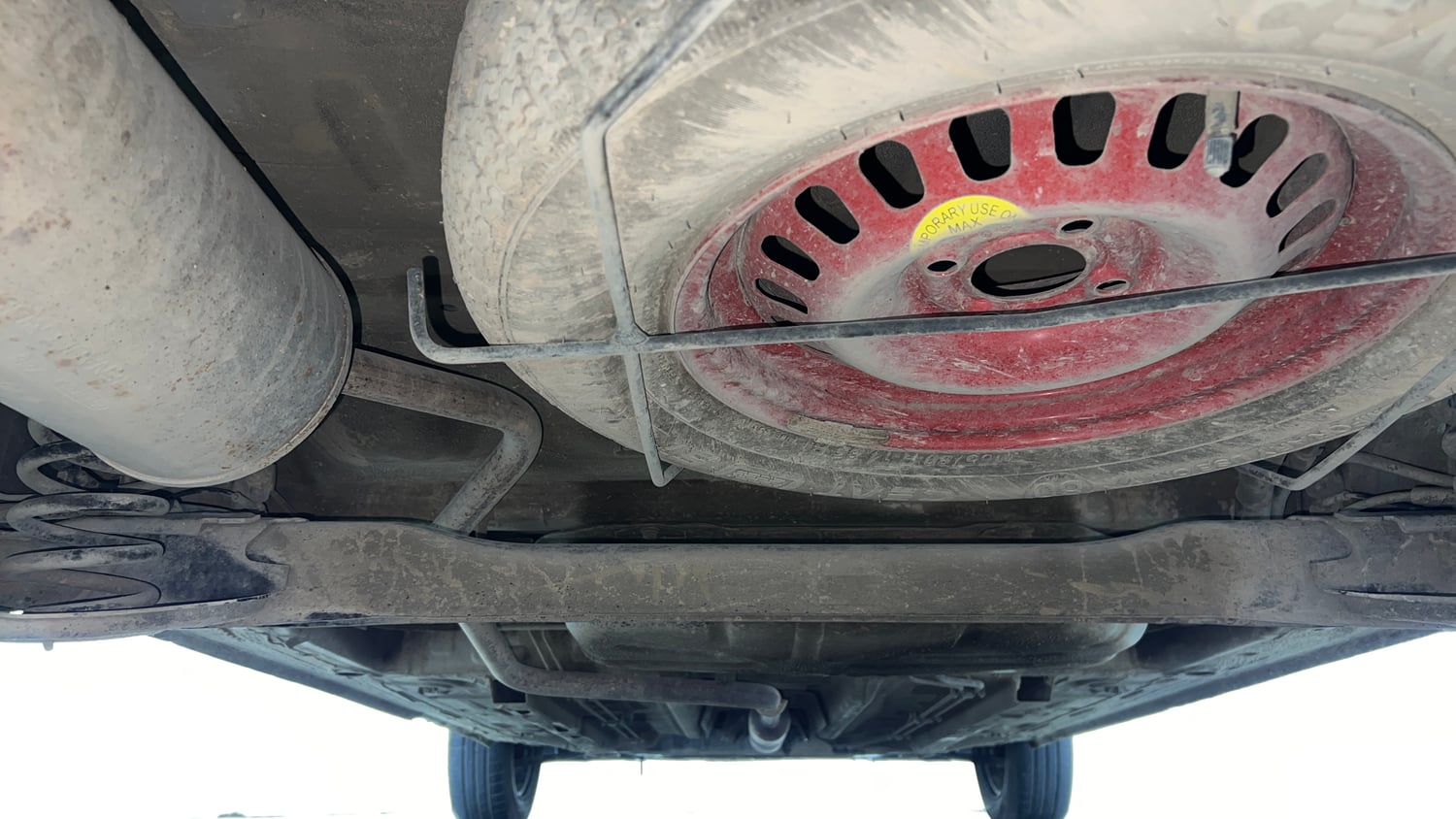 Used 2021 Renault Triber RXZ EASY-R AMT Petrol Automatic extra REAR UNDERBODY VIEW (TAKEN FROM REAR)