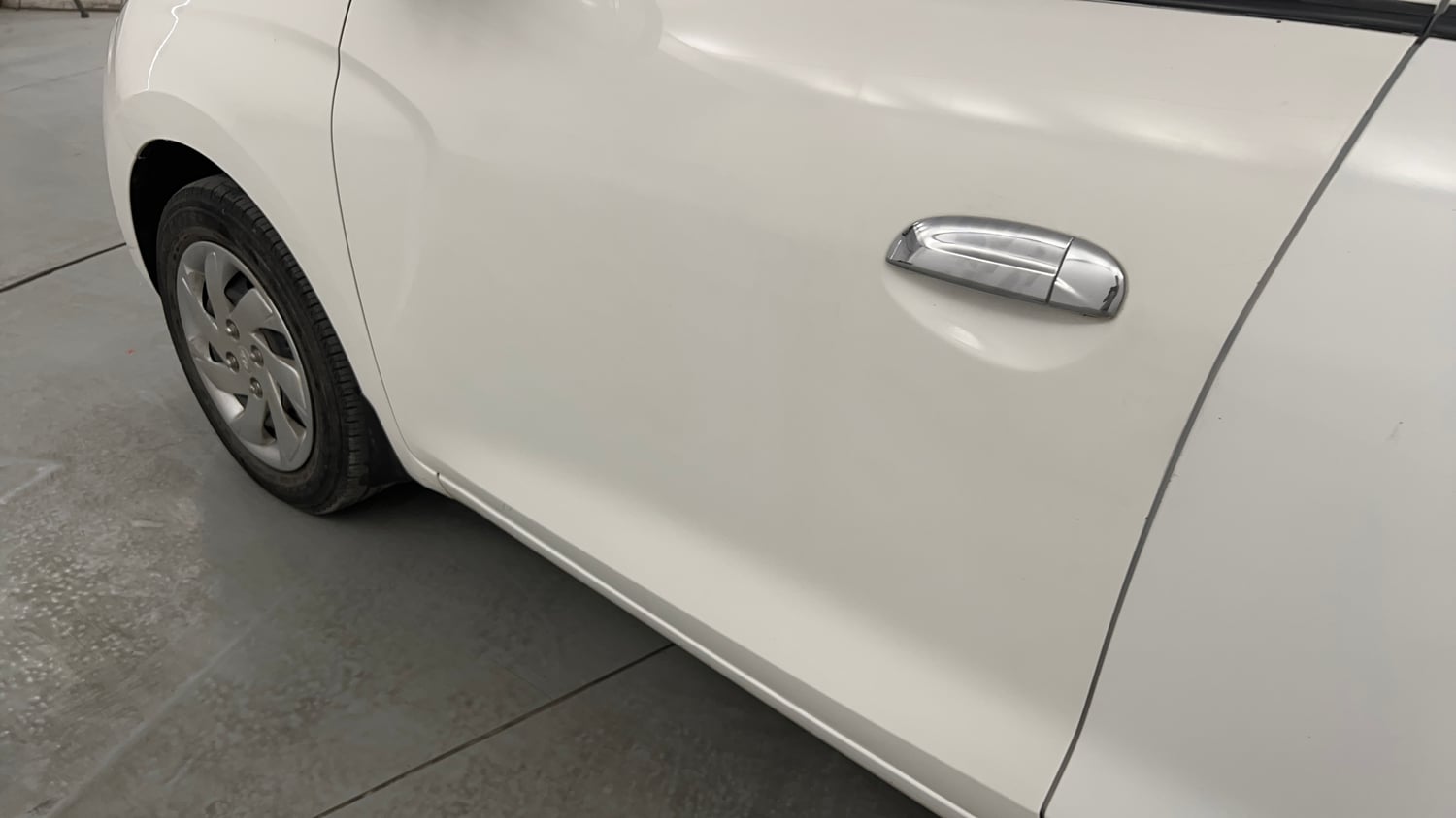 Used 2018 Hyundai Santro Asta Petrol Manual dents MINOR SCRATCH