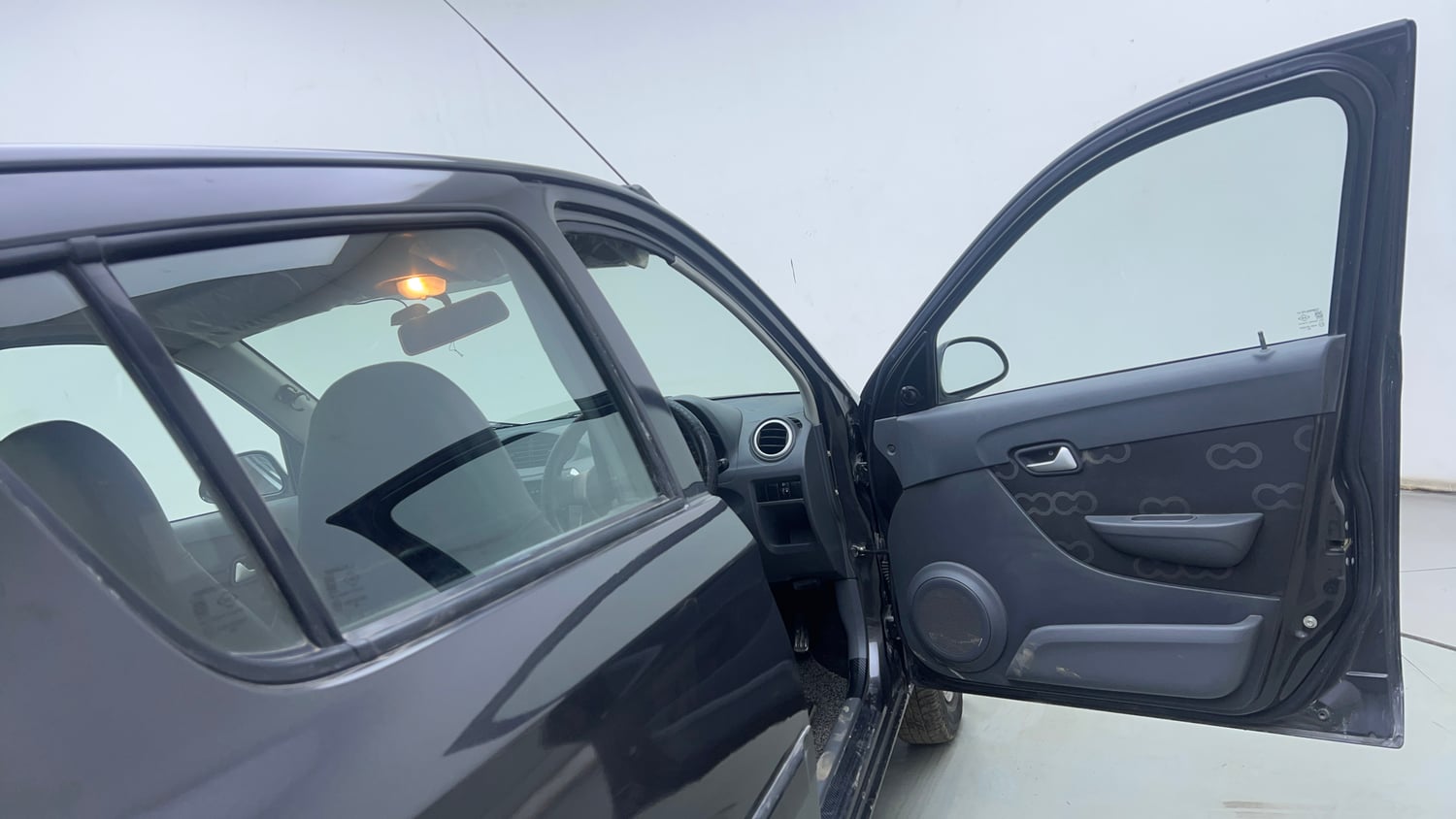 Used 2014 Maruti Suzuki Alto 800 Vxi Petrol Manual interior RIGHT FRONT DOOR OPEN VIEW