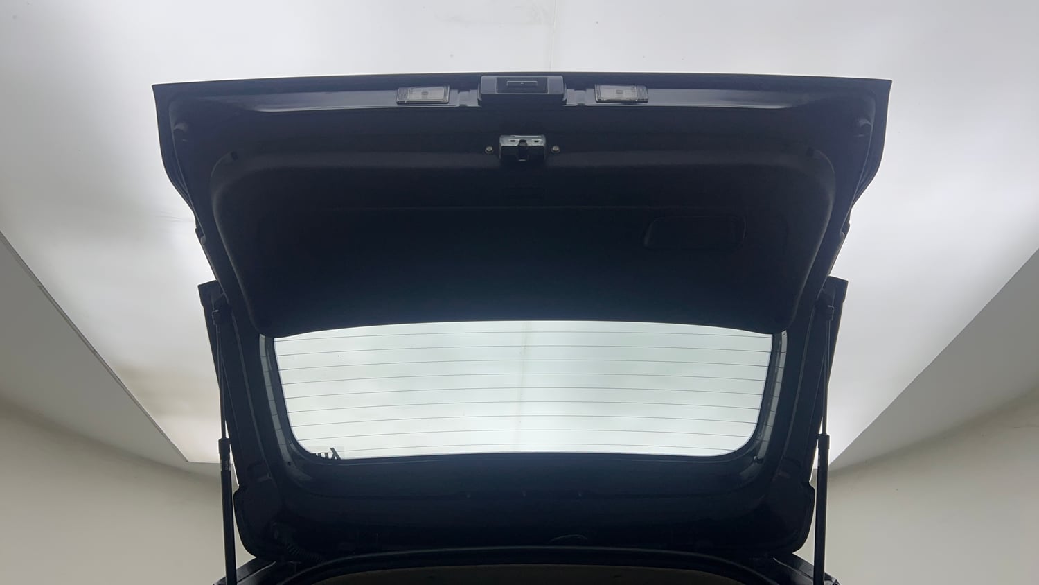 Used 2022 Kia Sonet HTX Plus 1.5 Diesel Manual interior DICKY DOOR OPEN VIEW