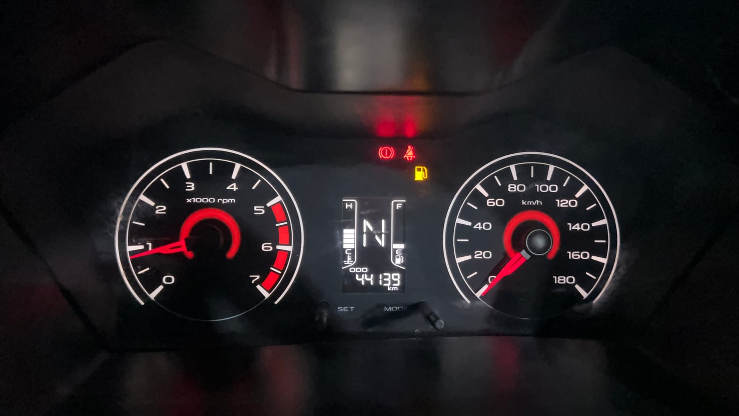 Used 2016 Mahindra KUV100 K4 5 STR Petrol Manual interior CLUSTERMETER VIEW