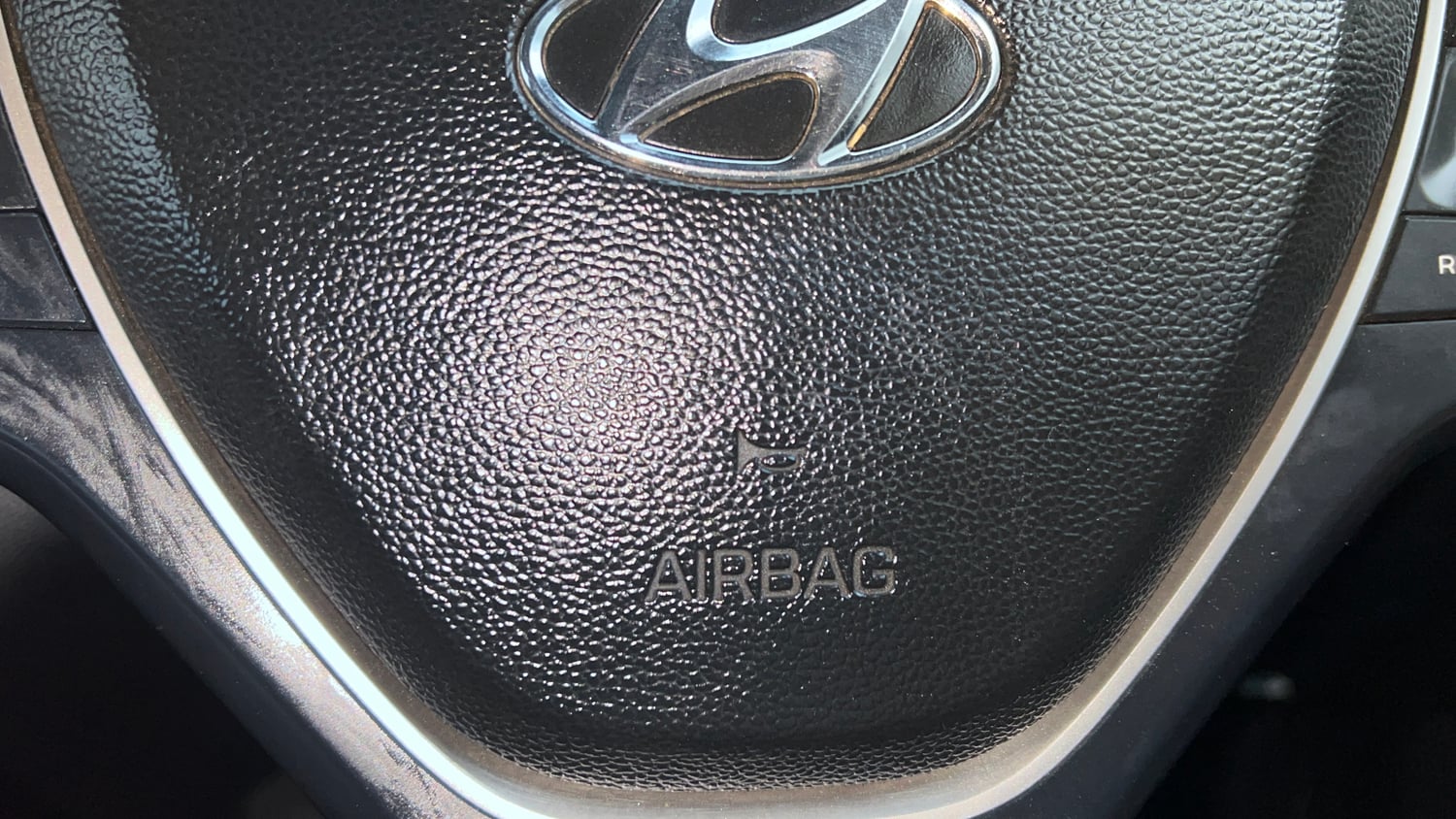 Used 2019 Hyundai Elite i20 Magna Plus 1.2 Petrol Manual top_features Airbags