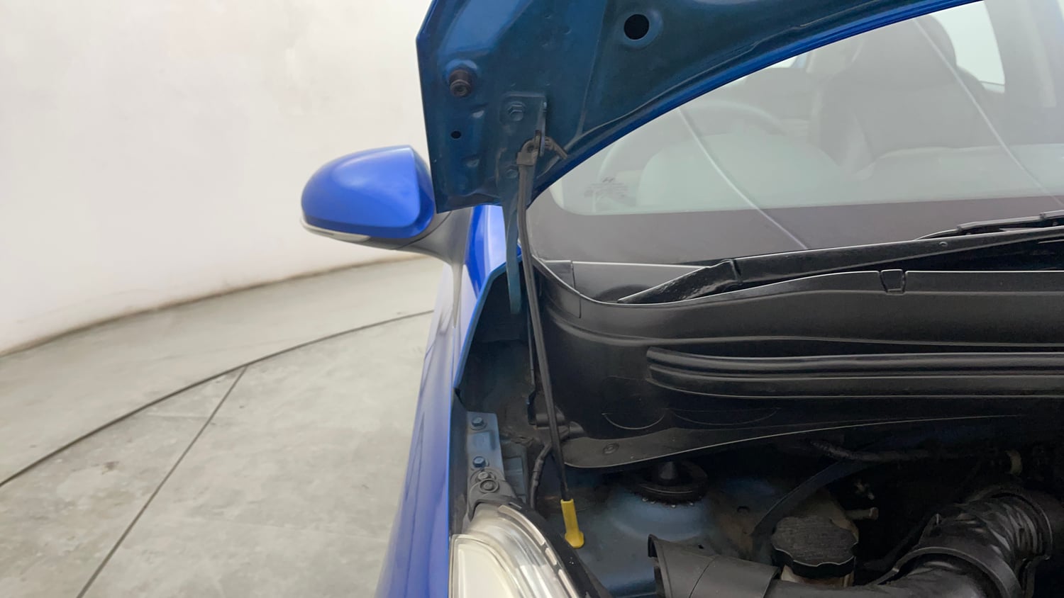 Used 2019 Hyundai Grand i10 Sportz AT 1.2 Kappa VTVT Petrol Automatic engine ENGINE RIGHT SIDE HINGE & APRON VIEW