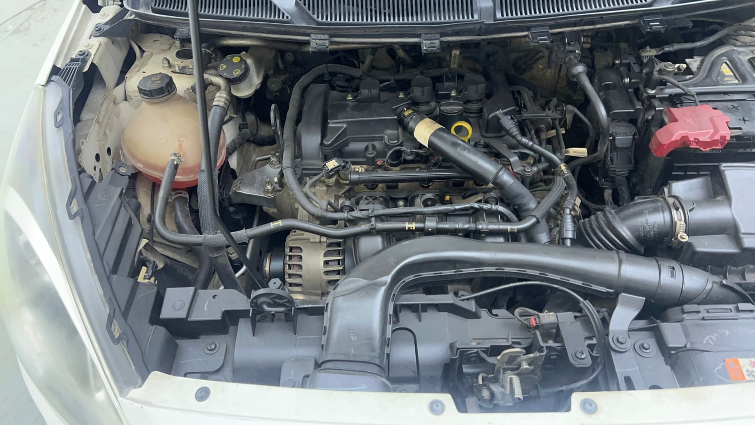 Used 2020 Ford Freestyle Titanium Plus 1.2 Ti-VCT Petrol Manual engine ENGINE RIGHT SIDE VIEW