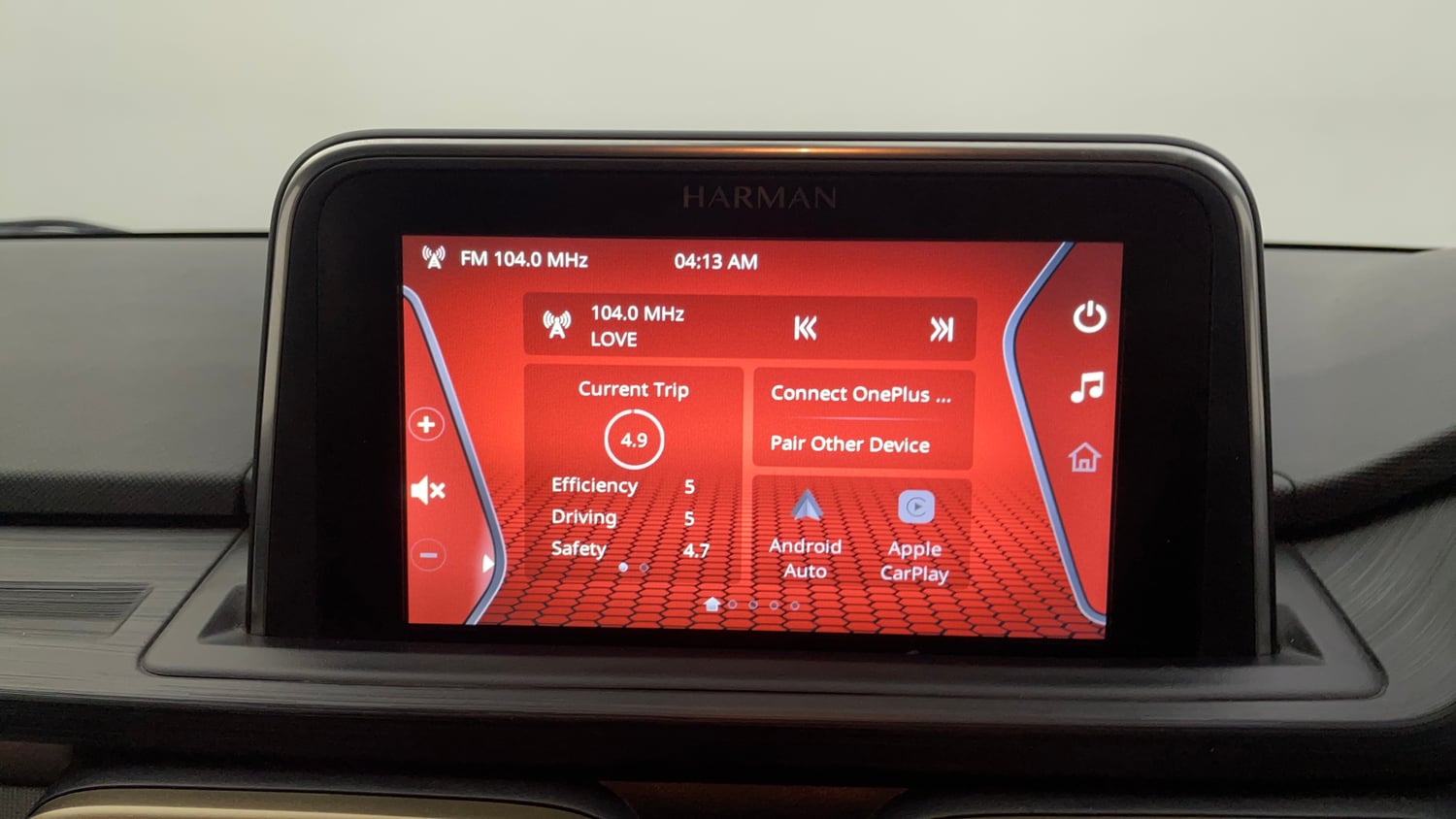 Used 2023 Tata Punch Accomplished AMT Petrol Automatic top_features Integrated (in-dash) music system