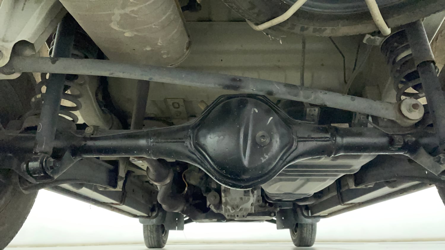 Used 2021 Maruti Suzuki Eeco 5 STR WITH A/C+HTR Petrol Manual extra REAR UNDERBODY VIEW (TAKEN FROM REAR)
