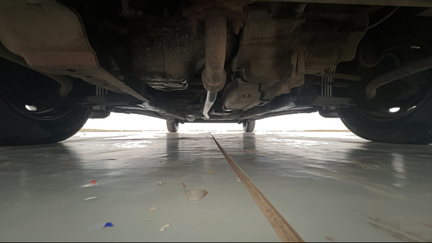 Used 2013 Hyundai Eon D-Lite + Petrol Manual extra FRONT LEFT UNDERBODY VIEW