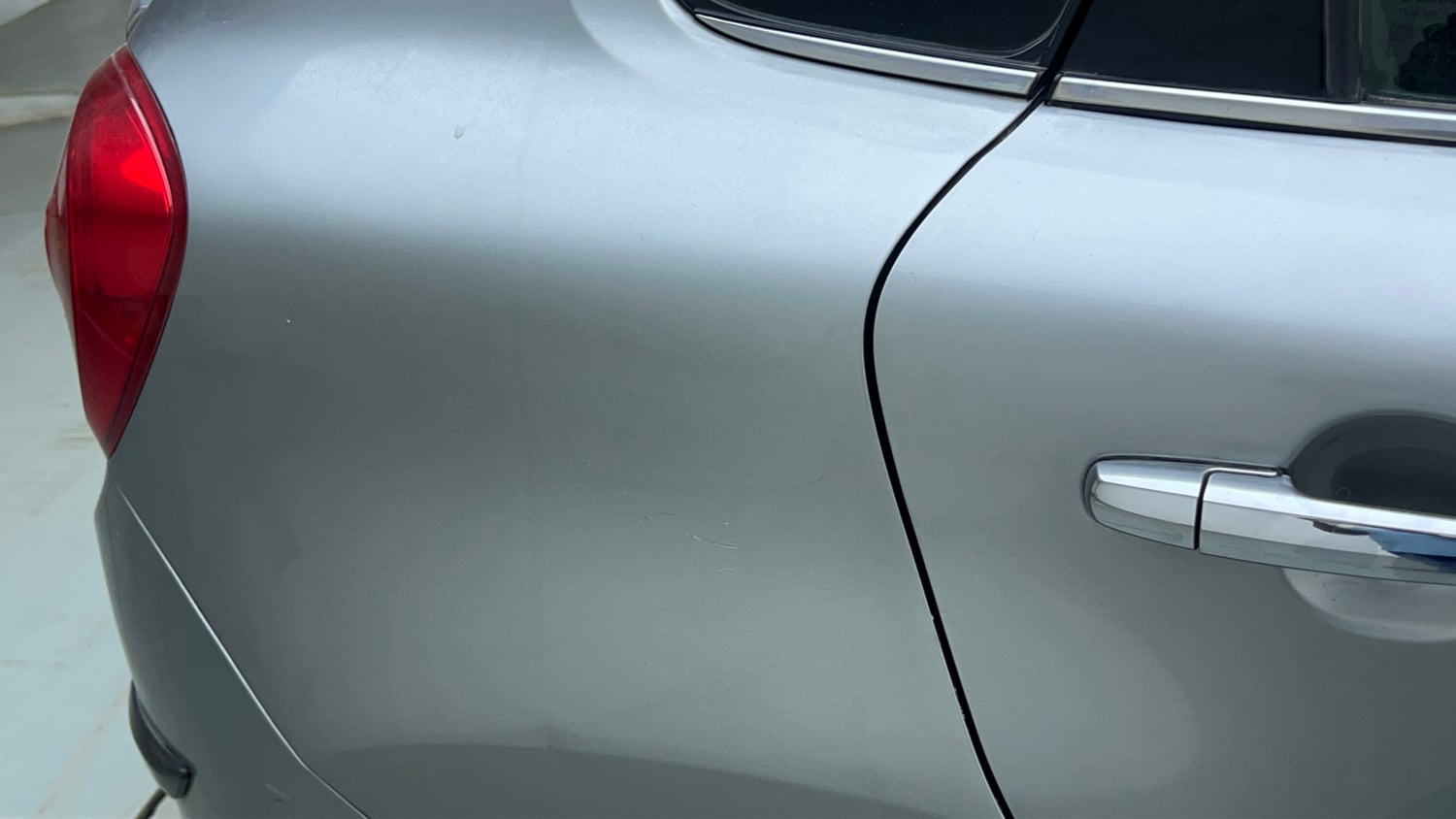 Used 2017 Maruti Suzuki Baleno Zeta 1.3 Diesel Manual dents MINOR DENT