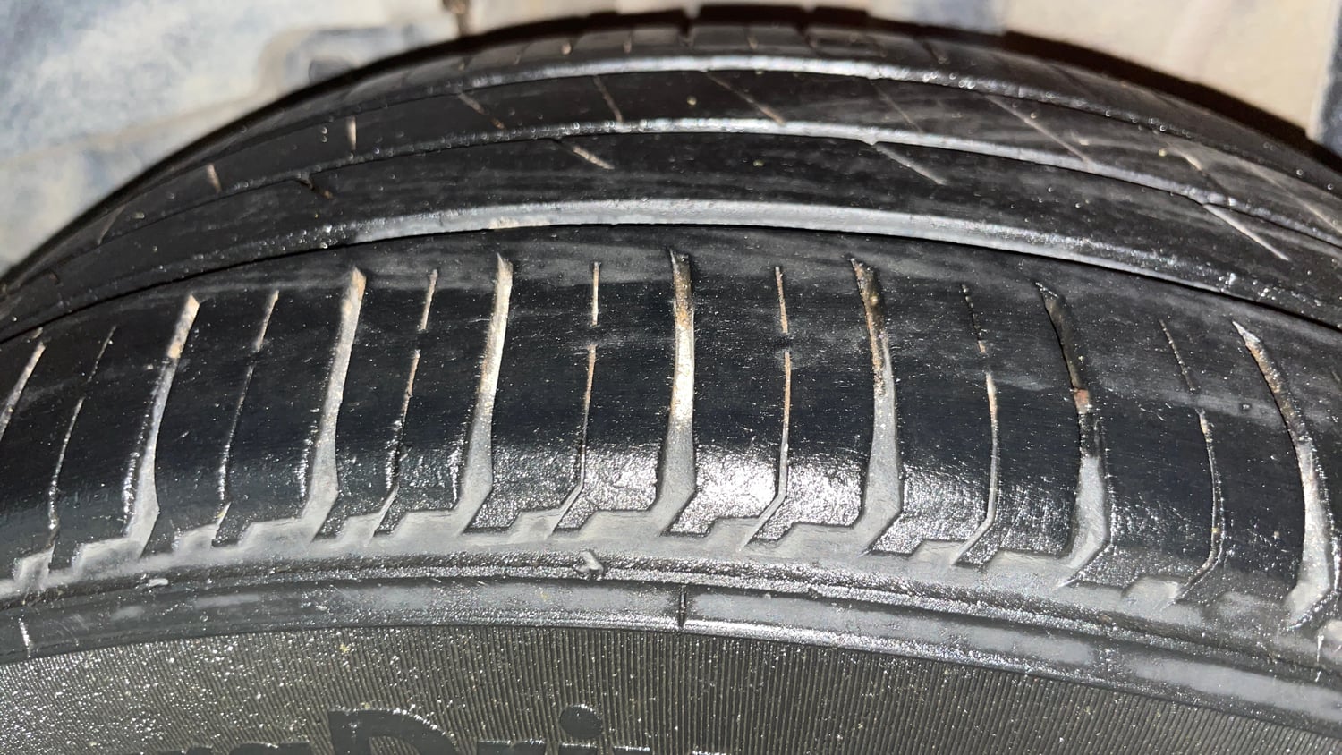 Used 2018 Tata Tigor Revotron XZ (O) Petrol Manual tyres LEFT REAR TYRE TREAD VIEW
