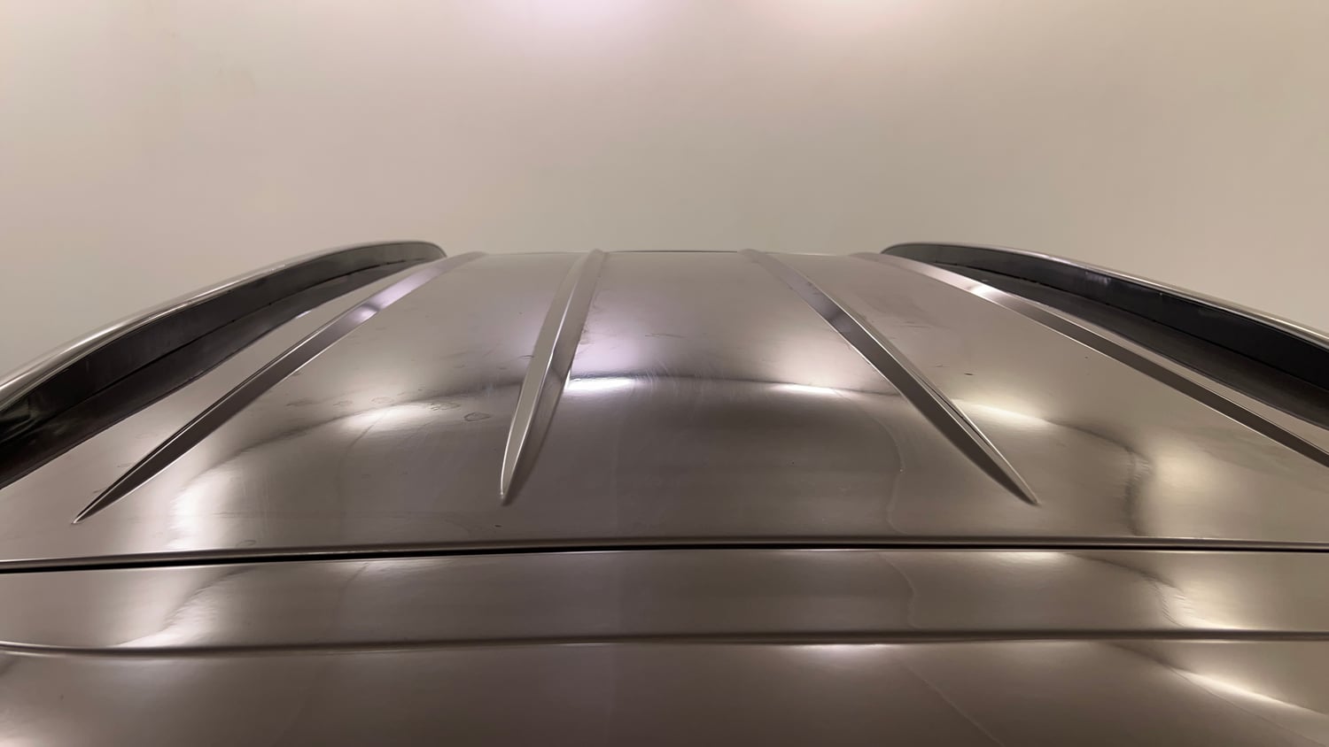 Used 2021 Mahindra XUV500 W11 Diesel Manual exterior EXTERIOR ROOF VIEW