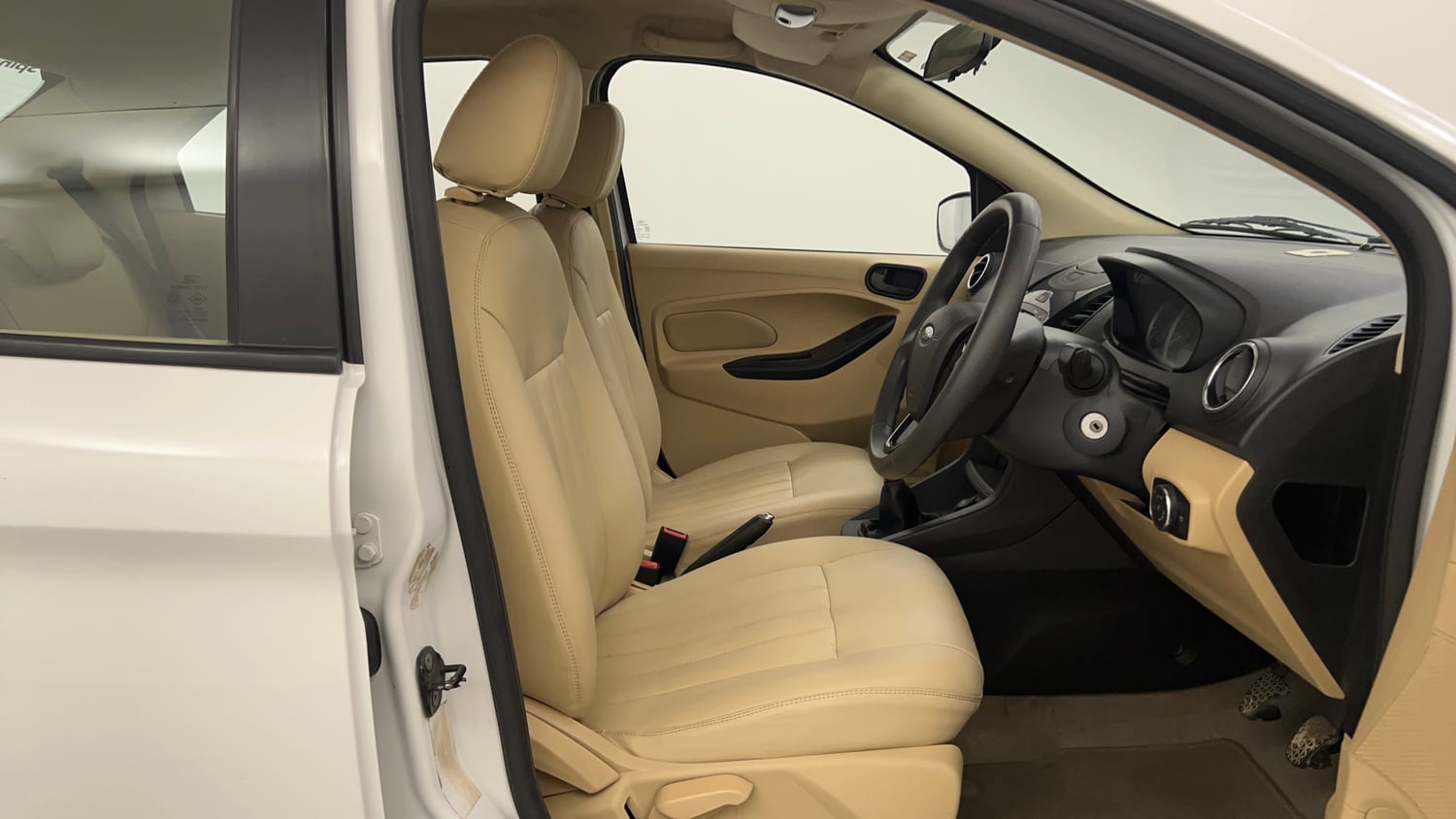 Used 2016 Ford Figo Aspire Titanium 1.2 Ti-VCT Petrol Manual interior RIGHT SIDE FRONT DOOR CABIN VIEW