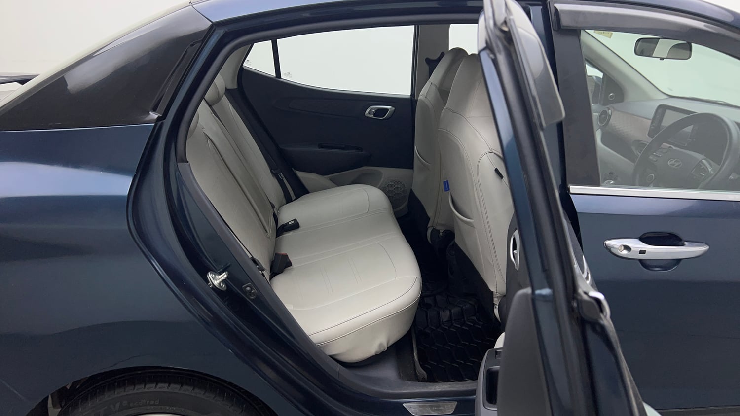Used 2023 Hyundai Aura SX 1.2 CNG Cng Manual interior RIGHT SIDE REAR DOOR CABIN VIEW