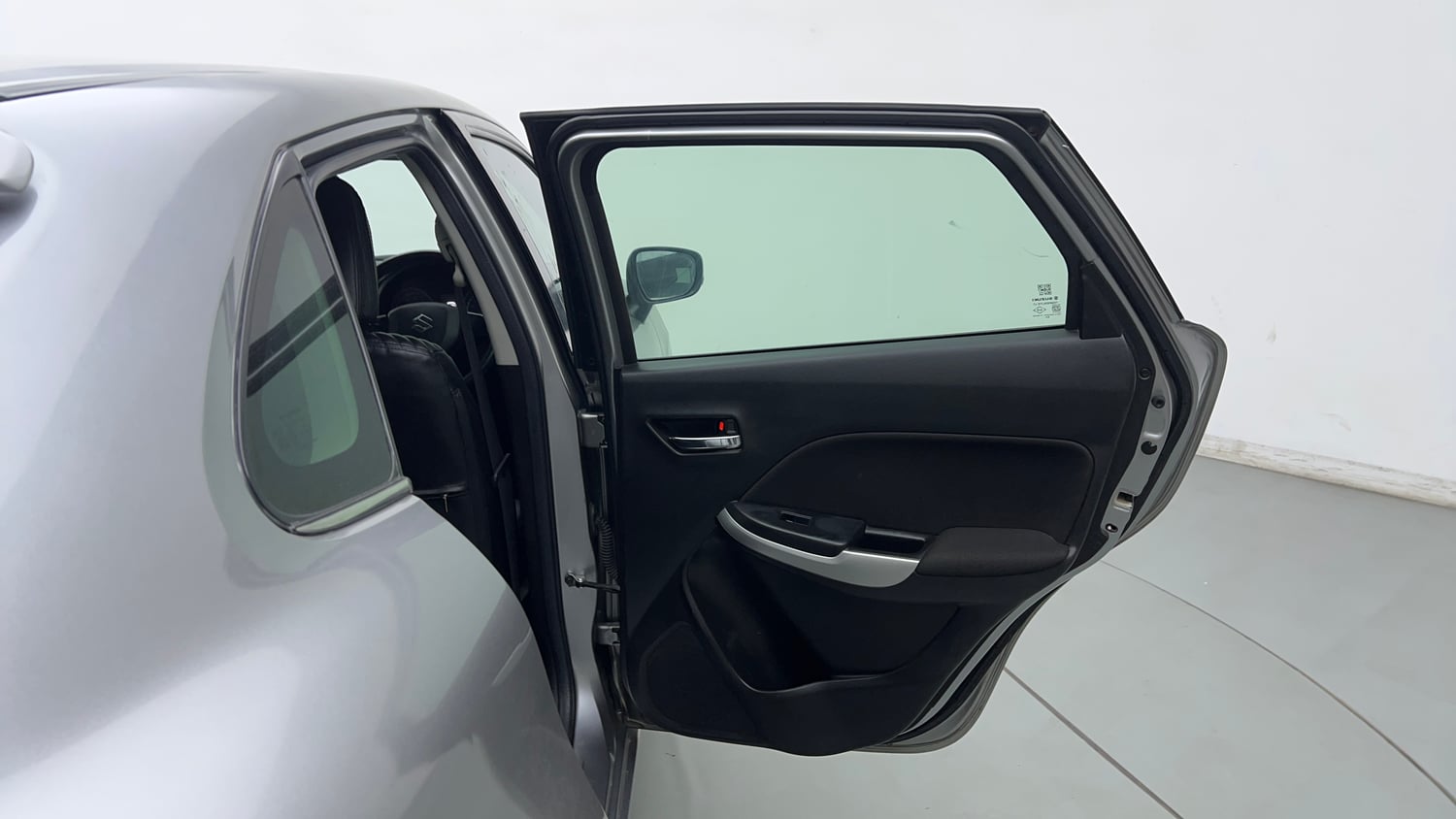 Used 2018 Maruti Suzuki Baleno Alpha 1.2 Petrol Manual interior RIGHT REAR DOOR OPEN VIEW