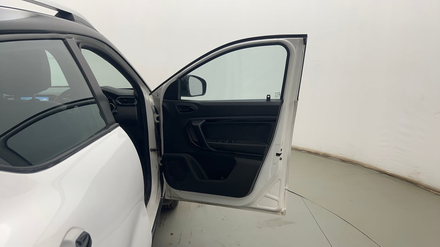 Used 2023 Renault Kiger RXZ AMT Dual Tone Petrol Automatic interior RIGHT FRONT DOOR OPEN VIEW