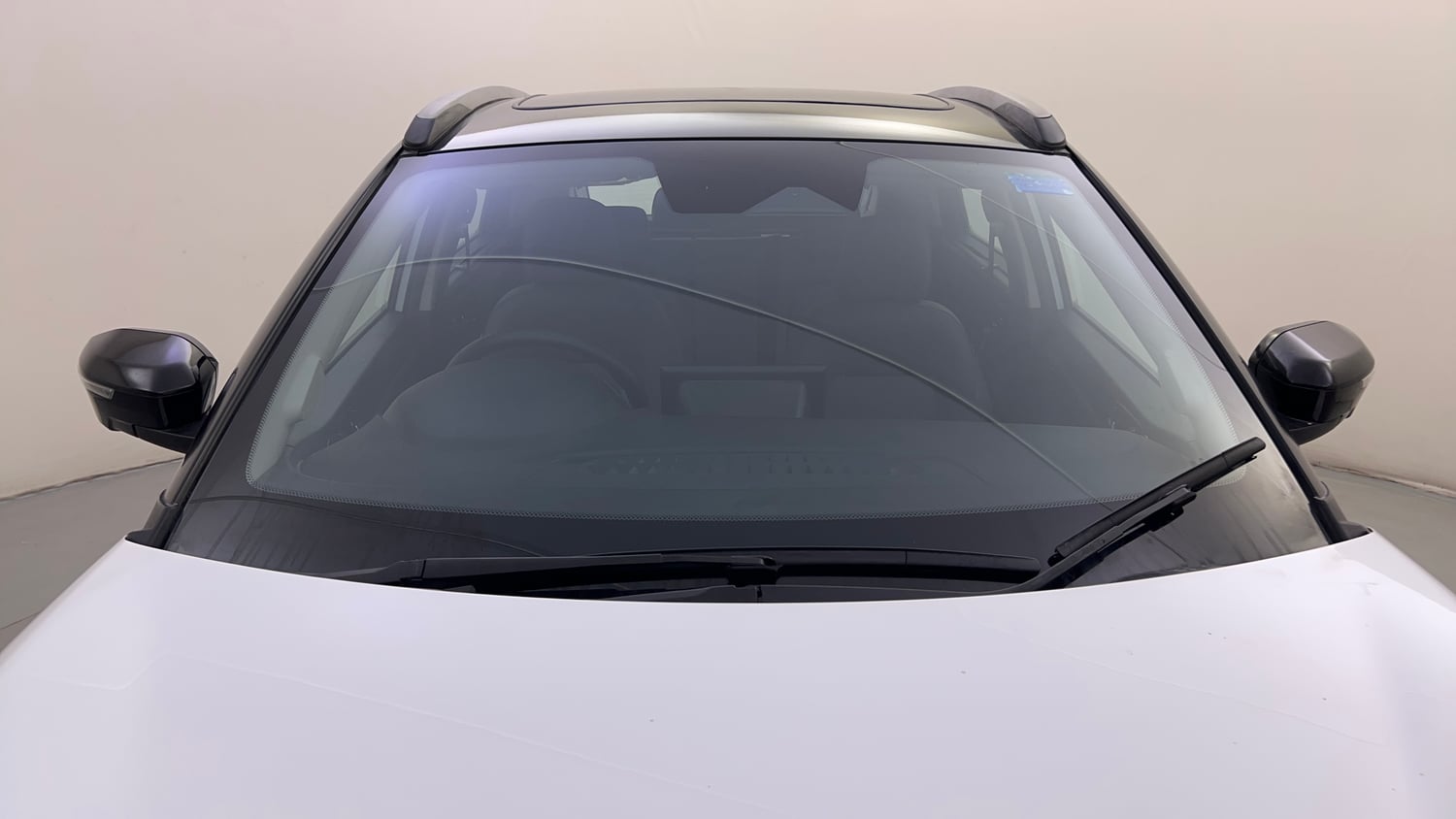 Used 2025 Tata Nexon Fearless Plus (PS) 1.2 Petrol DCA Dual Tone Petrol Automatic exterior FRONT WINDSHIELD VIEW