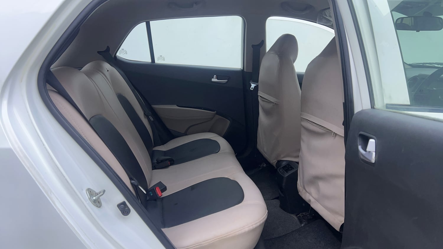 Used 2017 Hyundai Grand i10 Sportz (O) 1.2 Kappa VTVT Petrol Manual interior RIGHT SIDE REAR DOOR CABIN VIEW