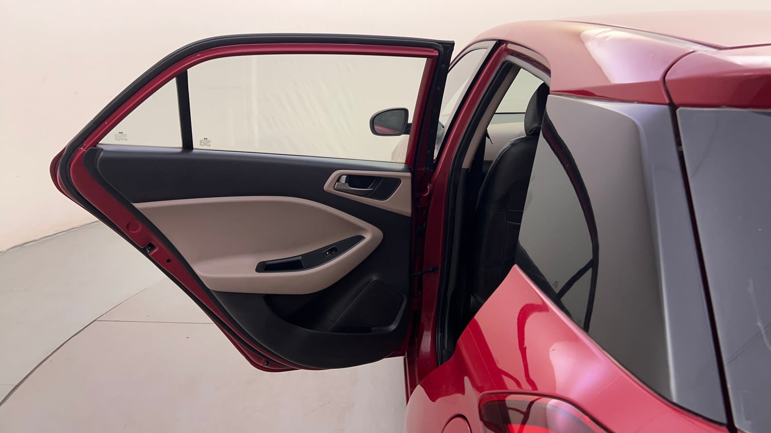 Used 2017 Hyundai Elite i20 Magna Executive 1.2 Petrol Manual interior LEFT REAR DOOR OPEN VIEW