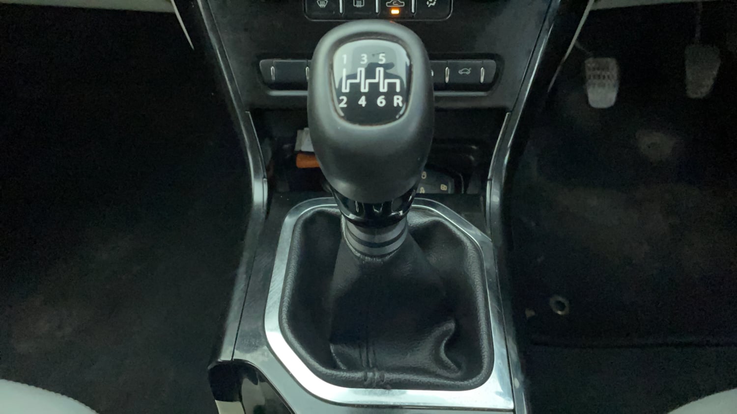 Used 2022 Tata Nexon XZ Plus Diesel Diesel Manual interior GEAR  KNOB VIEW
