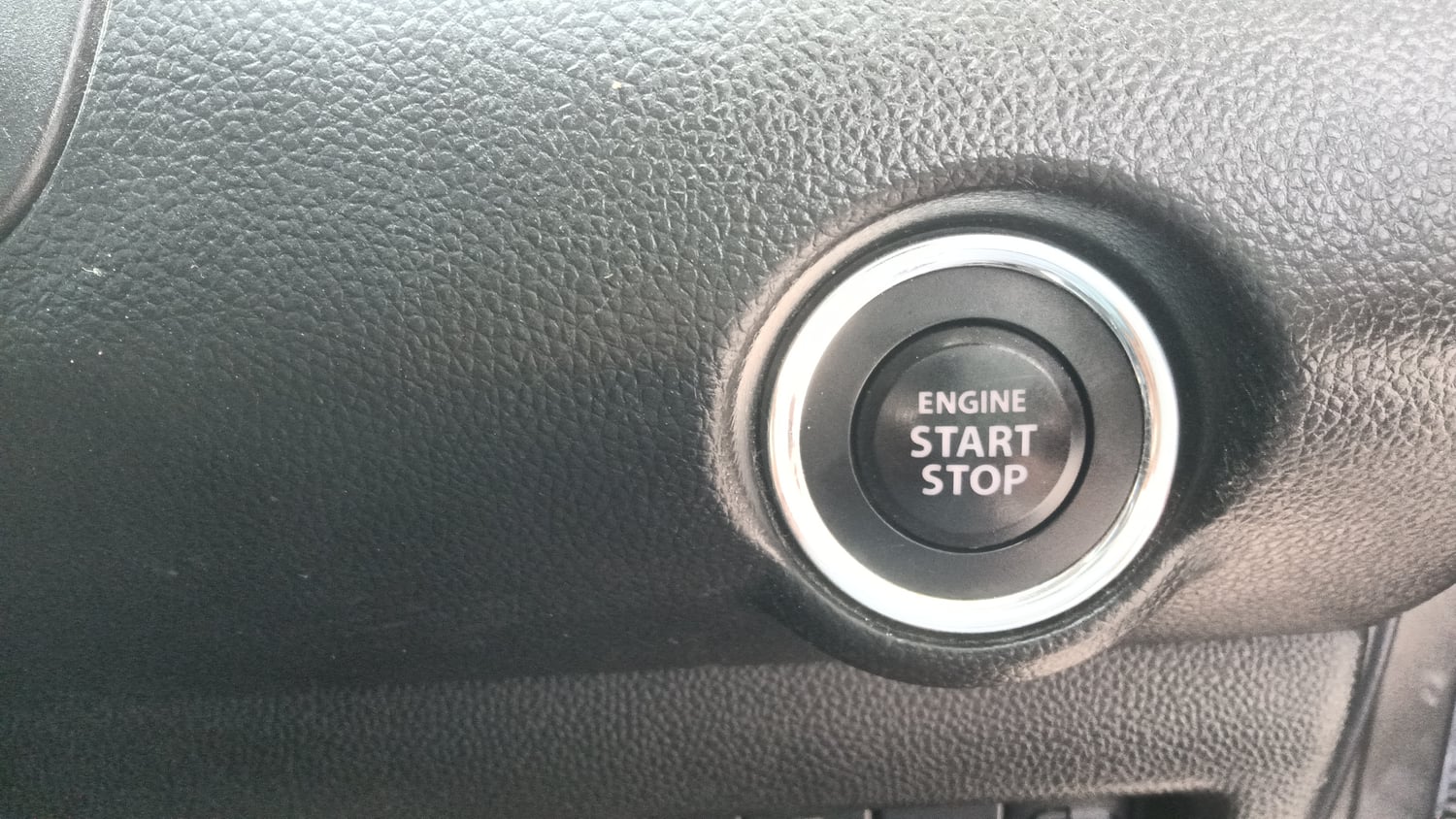 Used 2019 Maruti Suzuki Swift ZXi Petrol Manual top_features Keyless start