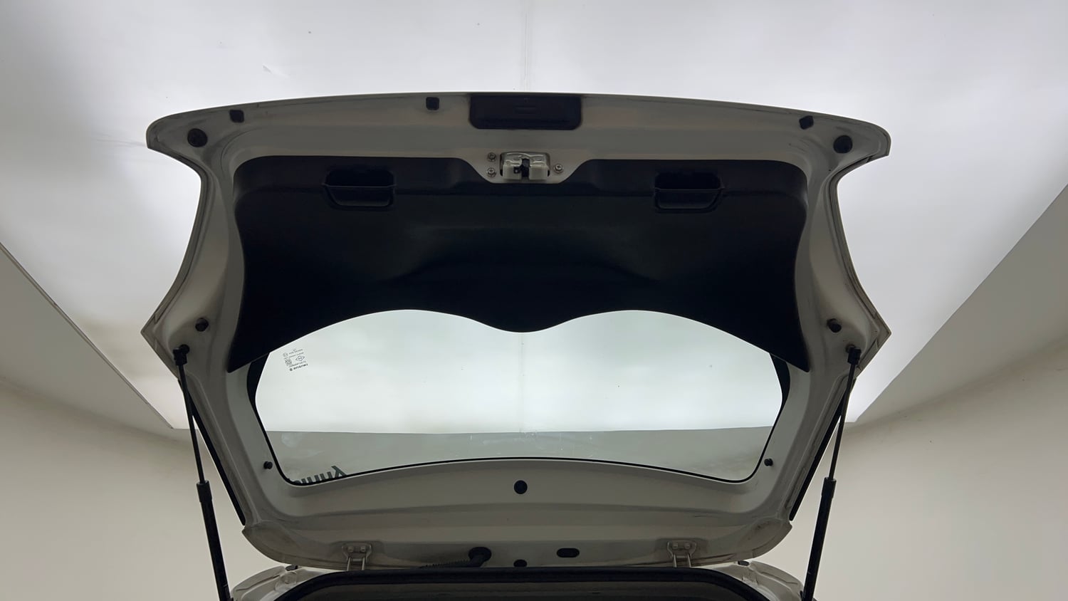 Used 2019 Maruti Suzuki Swift VXi Petrol Manual interior DICKY DOOR OPEN VIEW