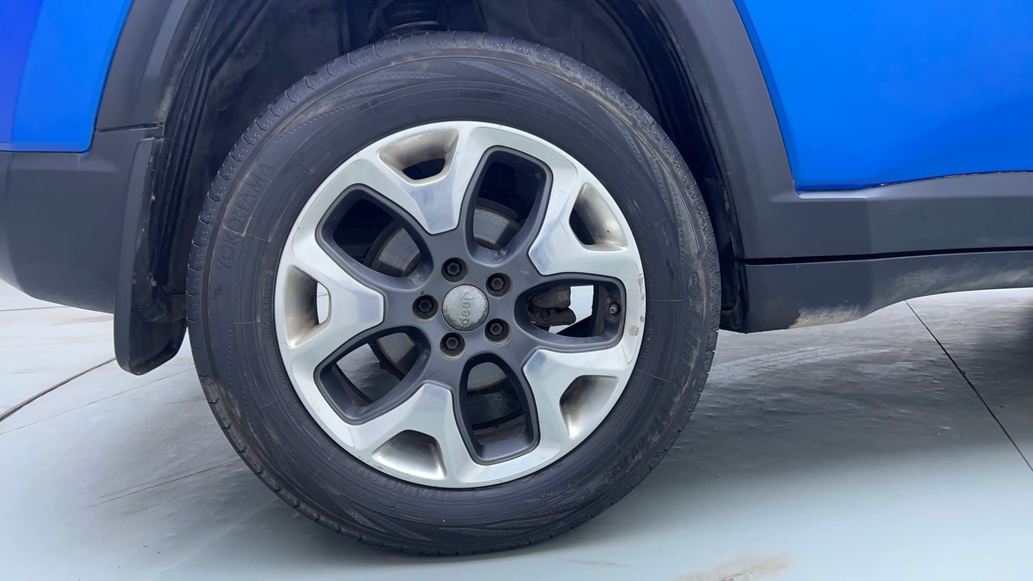 Used 2019 Jeep Compass Limited Plus Diesel 4x4 Diesel Manual tyres RIGHT REAR TYRE RIM VIEW
