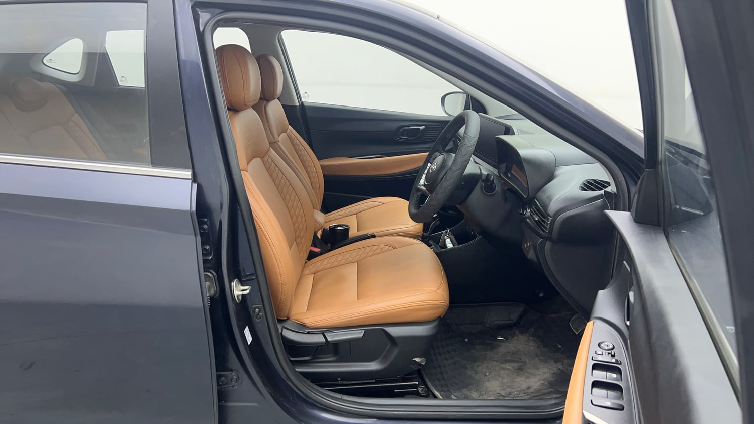 Used 2021 Hyundai i20 Asta 1.2 IVT Petrol Automatic interior RIGHT SIDE FRONT DOOR CABIN VIEW