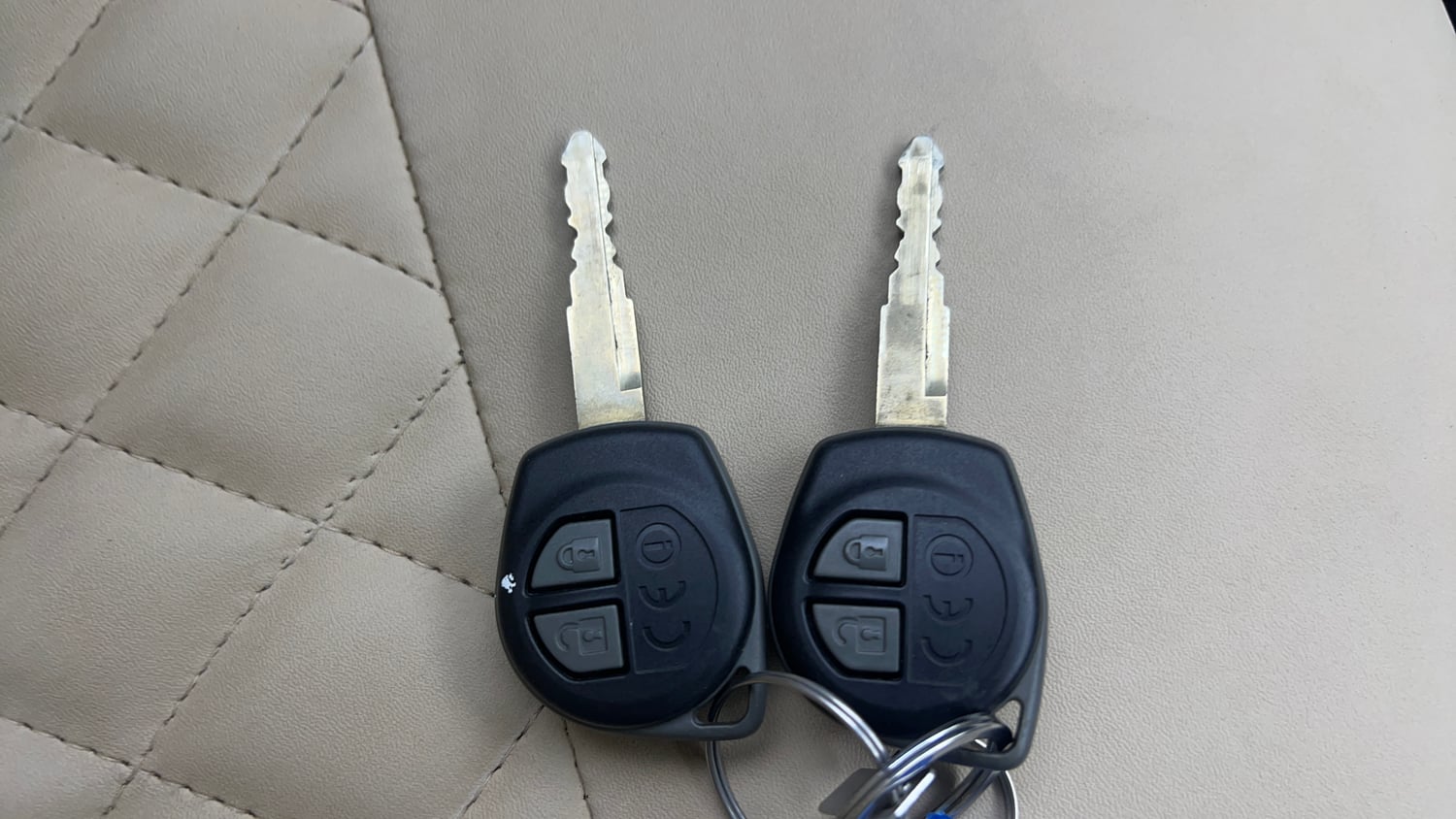 Used 2023 Maruti Suzuki Wagon R ZXI Plus 1.2 Petrol Manual extra CAR KEY VIEW