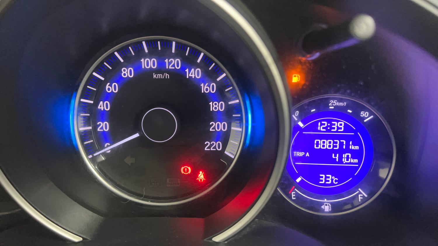 Used 2019 Honda WR-V VX MT Diesel Diesel Manual interior CLUSTERMETER VIEW