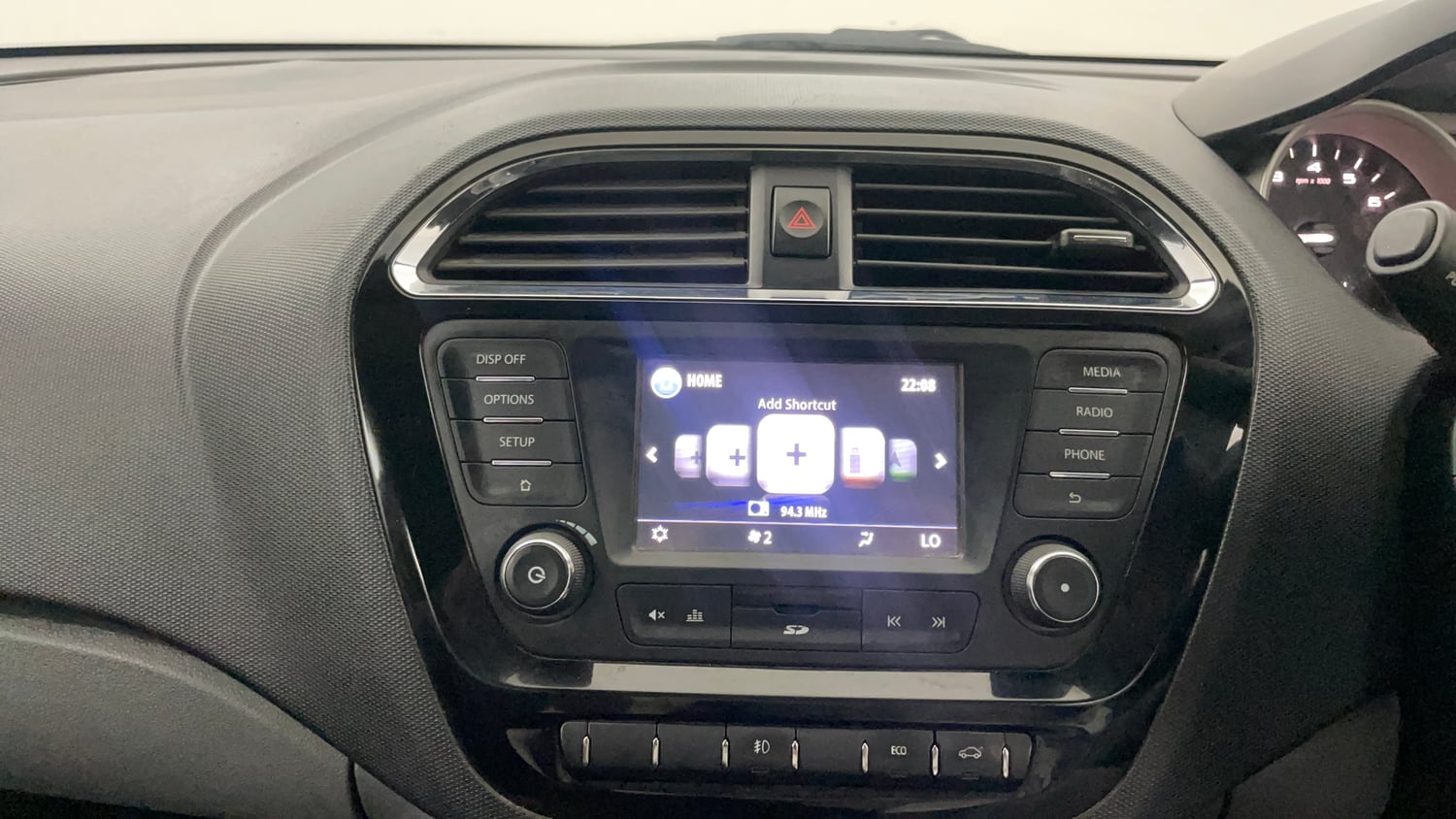 Used 2018 Tata Tigor Revotron XZ (O) Petrol Manual top_features Integrated (in-dash) music system