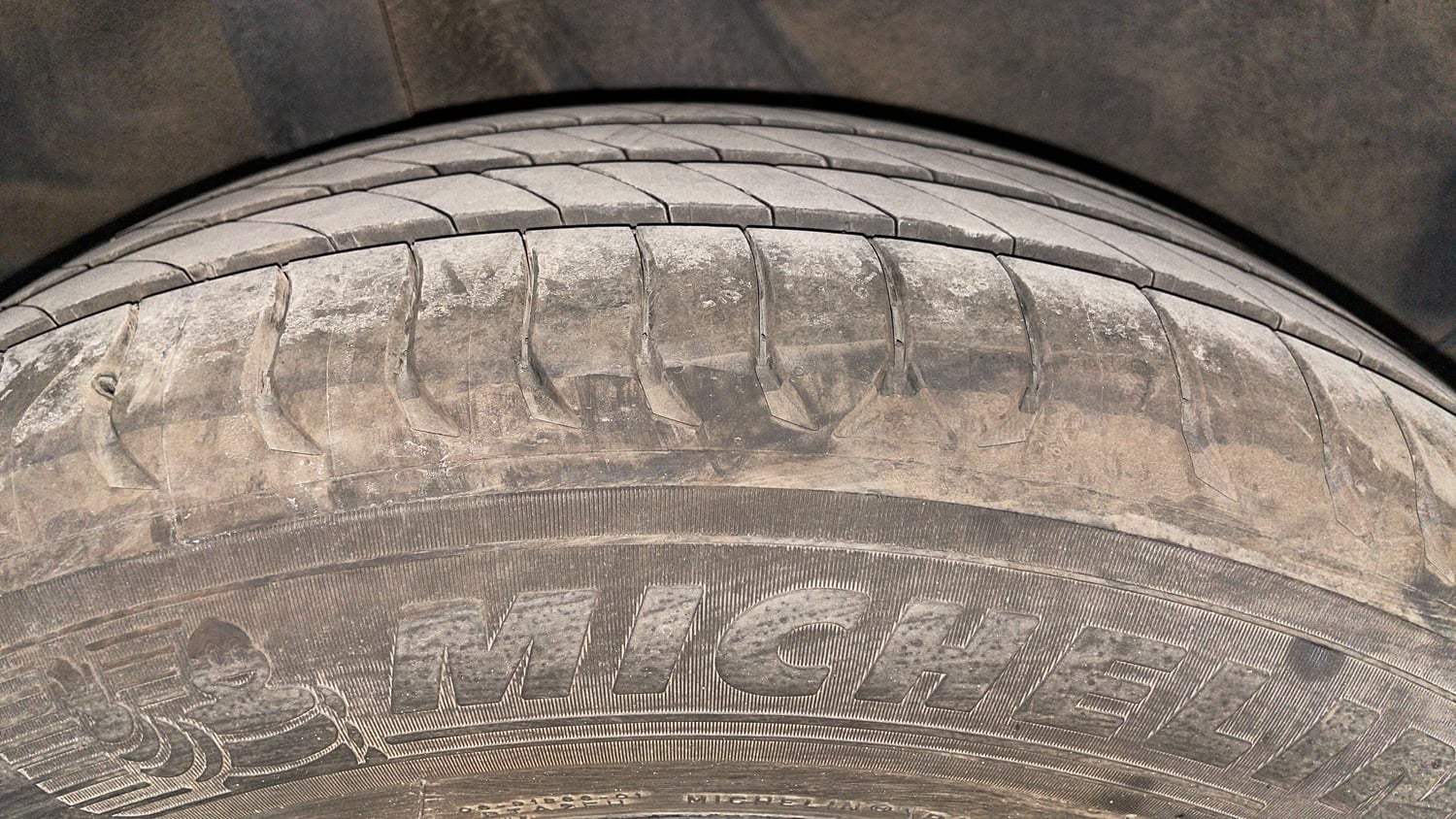 Used 2022 Hyundai Venue SX 1.0 Turbo Petrol Manual tyres RIGHT REAR TYRE TREAD VIEW
