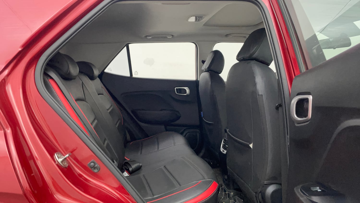 Used 2022 Hyundai Venue SX 1.0 Turbo Petrol Manual interior RIGHT SIDE REAR DOOR CABIN VIEW
