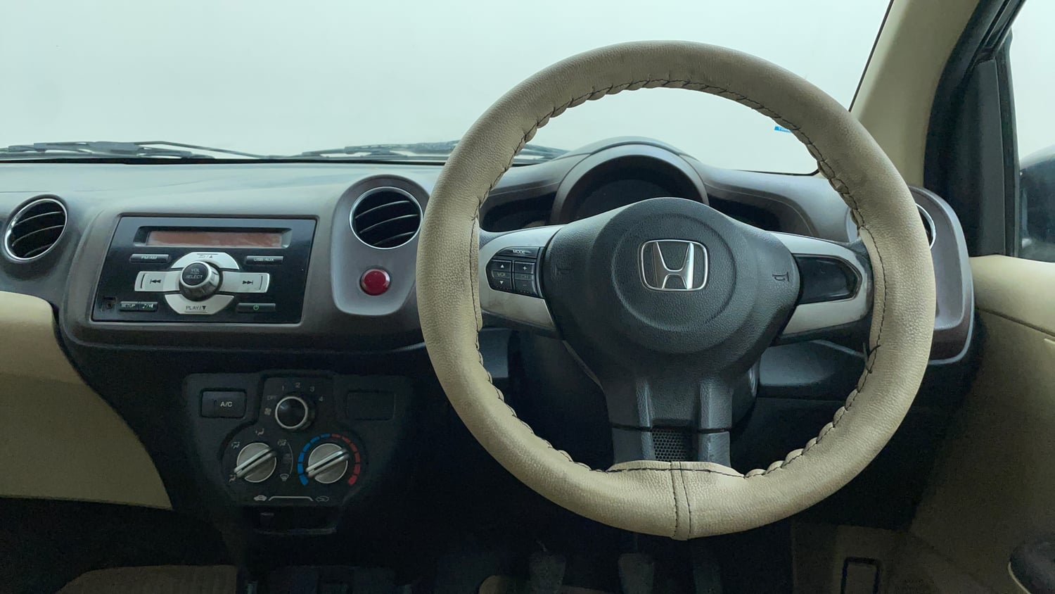 Used 2014 Honda Amaze 1.5 S i-DTEC Diesel Manual interior STEERING VIEW