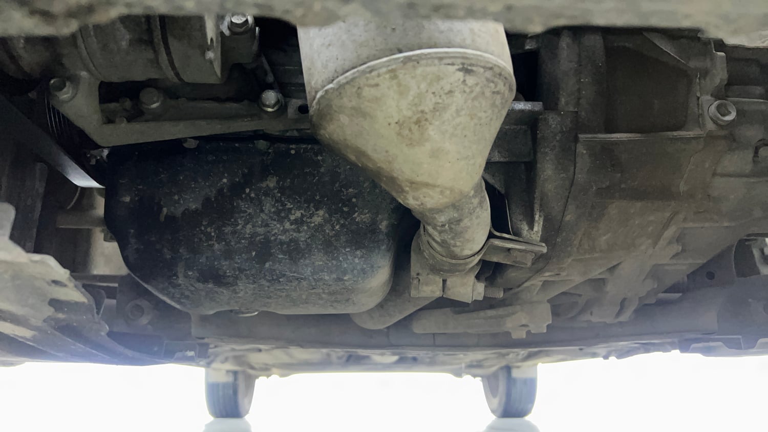 Used 2017 Maruti Suzuki Baleno Zeta 1.3 Diesel Manual extra FRONT LEFT UNDERBODY VIEW