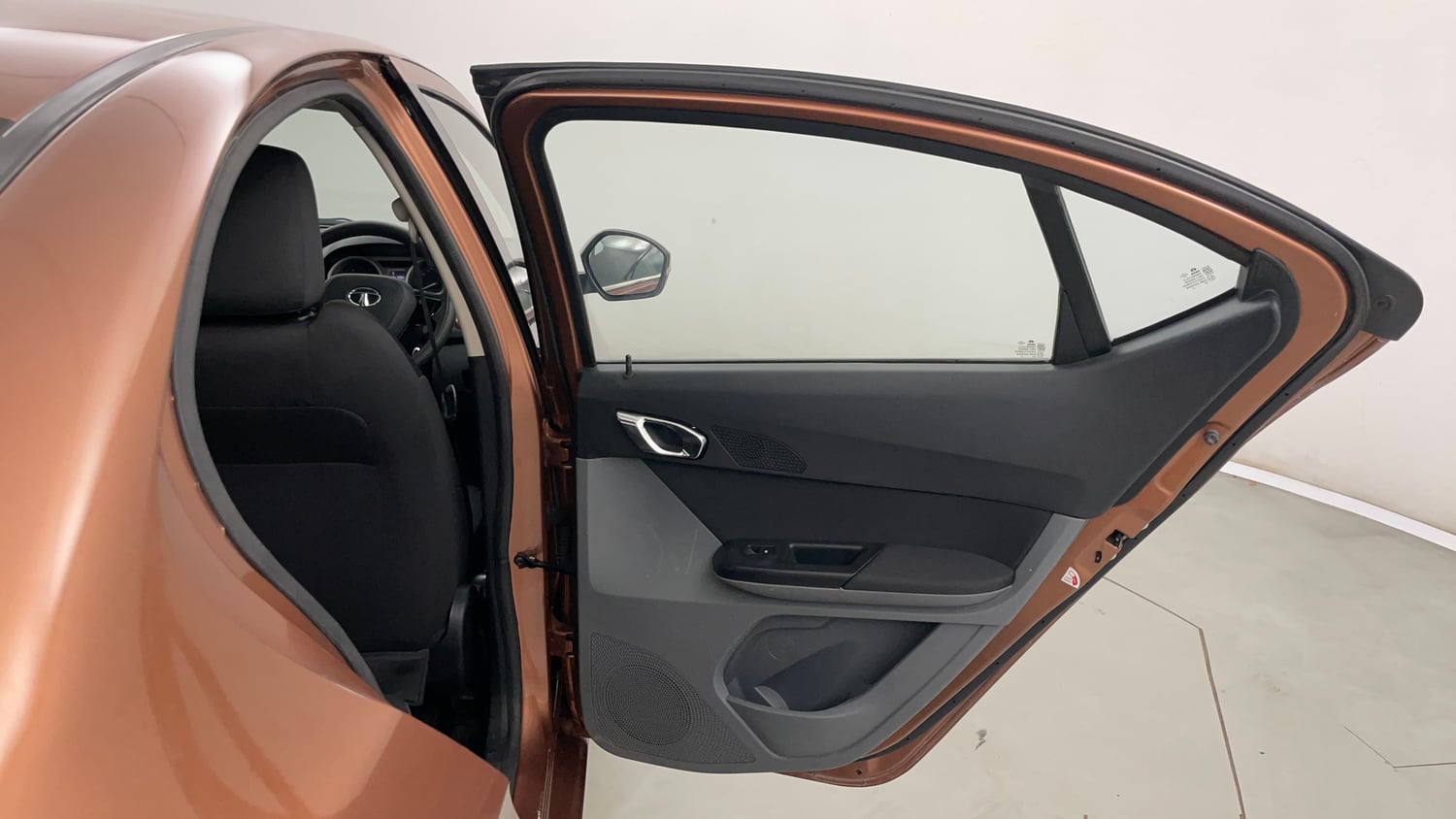 Used 2018 Tata Tigor Revotron XZ (O) Petrol Manual interior RIGHT REAR DOOR OPEN VIEW