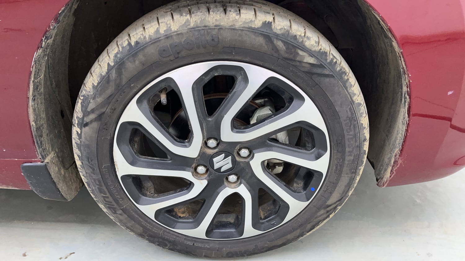 Used 2024 Maruti Suzuki Baleno Alpha MT Petrol Manual tyres RIGHT FRONT TYRE RIM VIEW