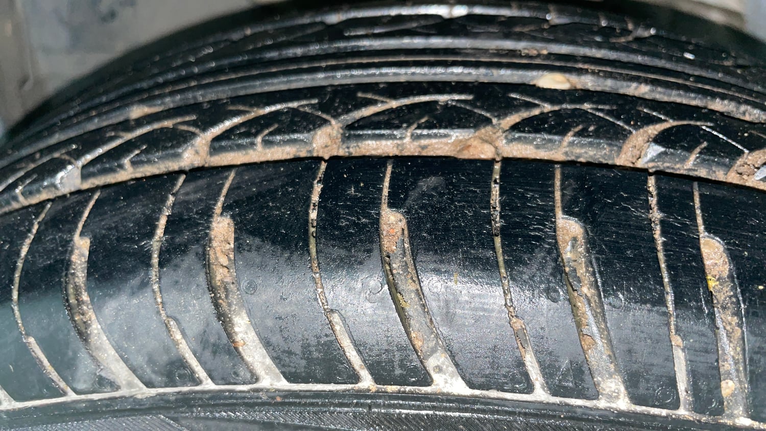 Used 2017 Honda Amaze 1.2 S i-VTEC Petrol Manual tyres LEFT FRONT TYRE TREAD VIEW