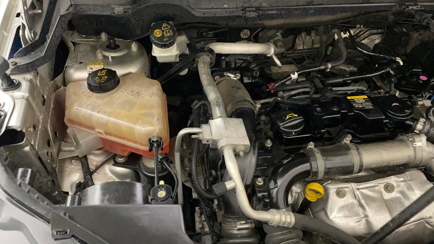 Used 2016 Ford EcoSport Titanium 1.5L TDCi Diesel Manual engine ENGINE RIGHT SIDE VIEW