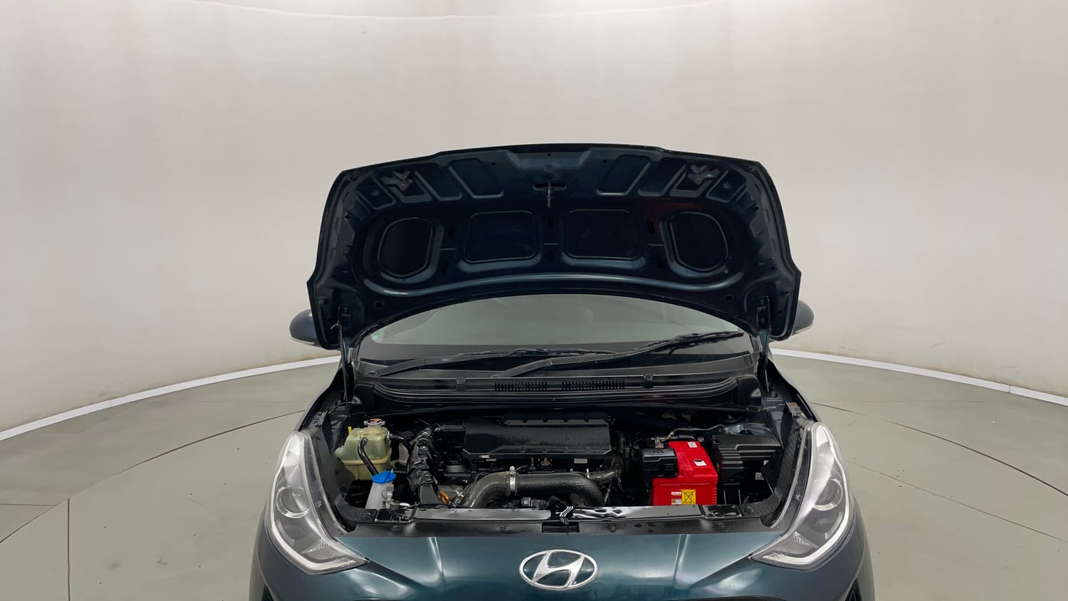 Used 2020 Hyundai Grand i10 Nios Sportz 1.0 Turbo GDi Petrol Manual engine ENGINE & BONNET OPEN FRONT VIEW