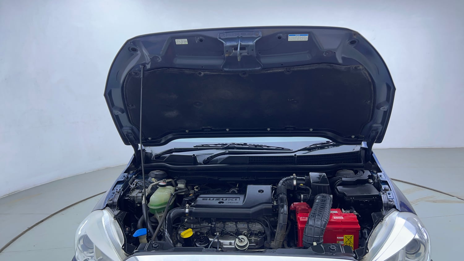 Used 2018 Maruti Suzuki S-Cross Zeta 1.3 Diesel Manual engine ENGINE & BONNET OPEN FRONT VIEW