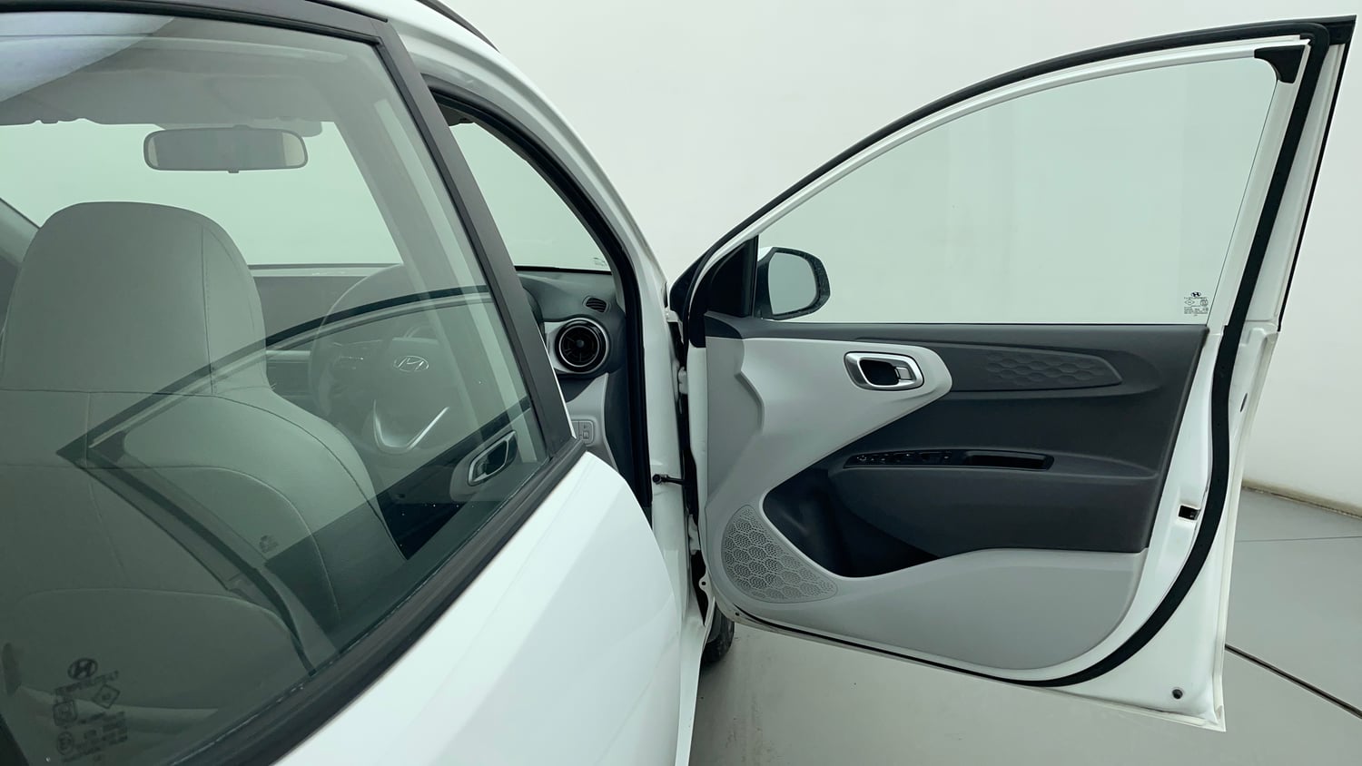 Used 2021 Hyundai Grand i10 Nios Sportz 1.2 Kappa VTVT Petrol Manual interior RIGHT FRONT DOOR OPEN VIEW