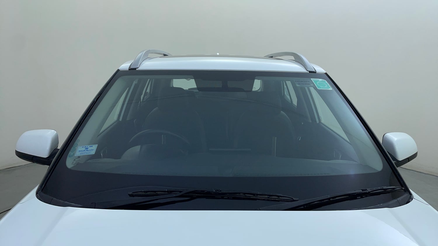 Used 2020 Hyundai Venue SX (O) 1.0 Turbo iMT Petrol Manual exterior FRONT WINDSHIELD VIEW