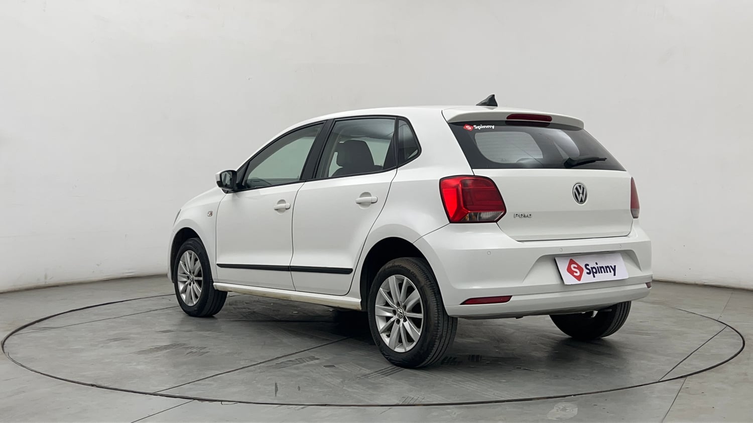 Used 2014 Volkswagen Polo Highline1.2L (P) Petrol Manual exterior LEFT REAR CORNER VIEW