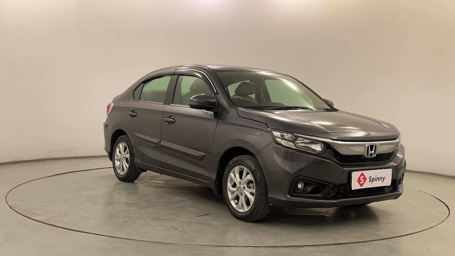Used 2021 Honda Amaze 1.2 VX CVT Petrol Petrol Automatic exterior RIGHT FRONT CORNER VIEW