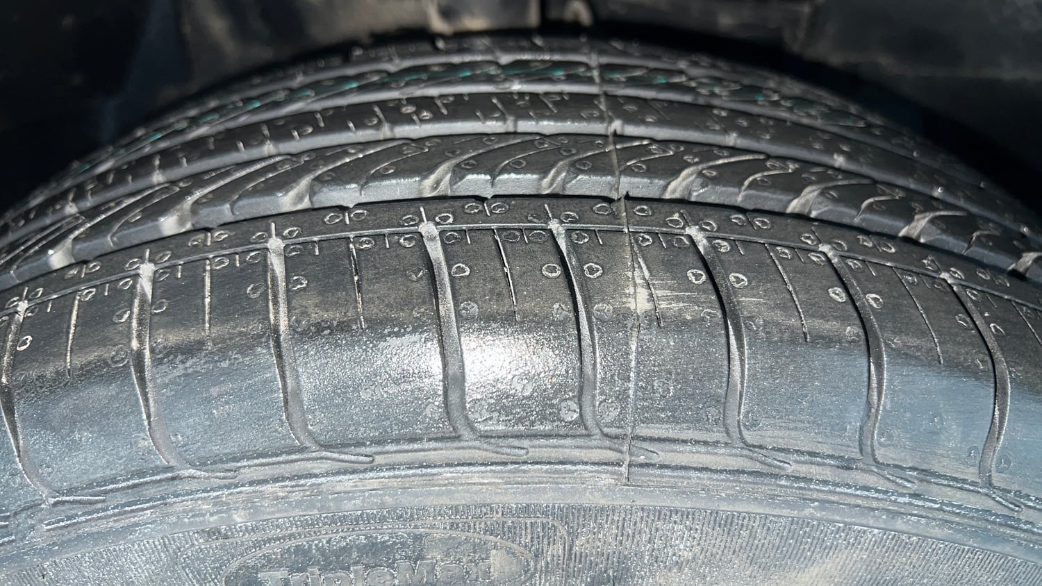 Used 2023 Tata Nexon XZA Plus (L) Petrol Automatic tyres RIGHT FRONT TYRE TREAD VIEW