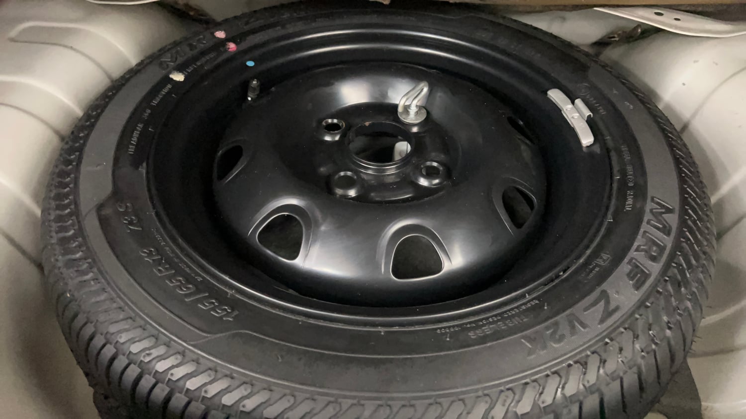 Used 2016 Maruti Suzuki Alto K10 VXi AMT Petrol Automatic tyres SPARE TYRE VIEW